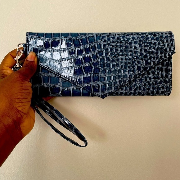 Aqua Blue Croc Embossed Envelope Purse Wallet - Picture 2 of 6